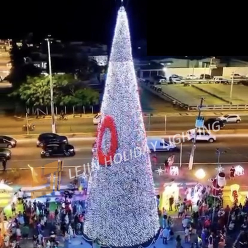 20M digital Christmas tree in America
